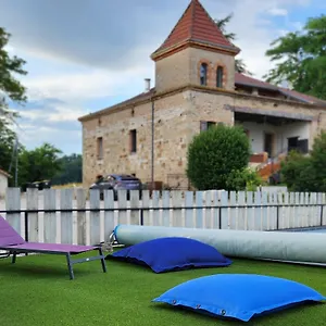 Hébergement de vacances Domaine De Massoulac France